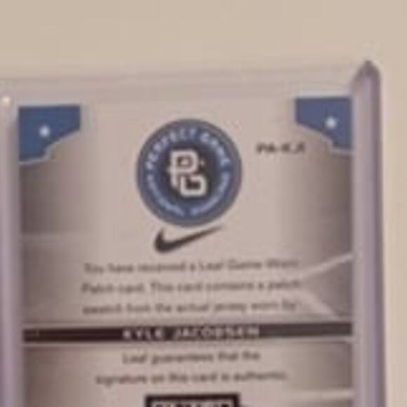 Kyle Jacobsen 10/15 Auth Sig & Game Worn Patch Leaf #PA-KJI - Picture 4 of 6